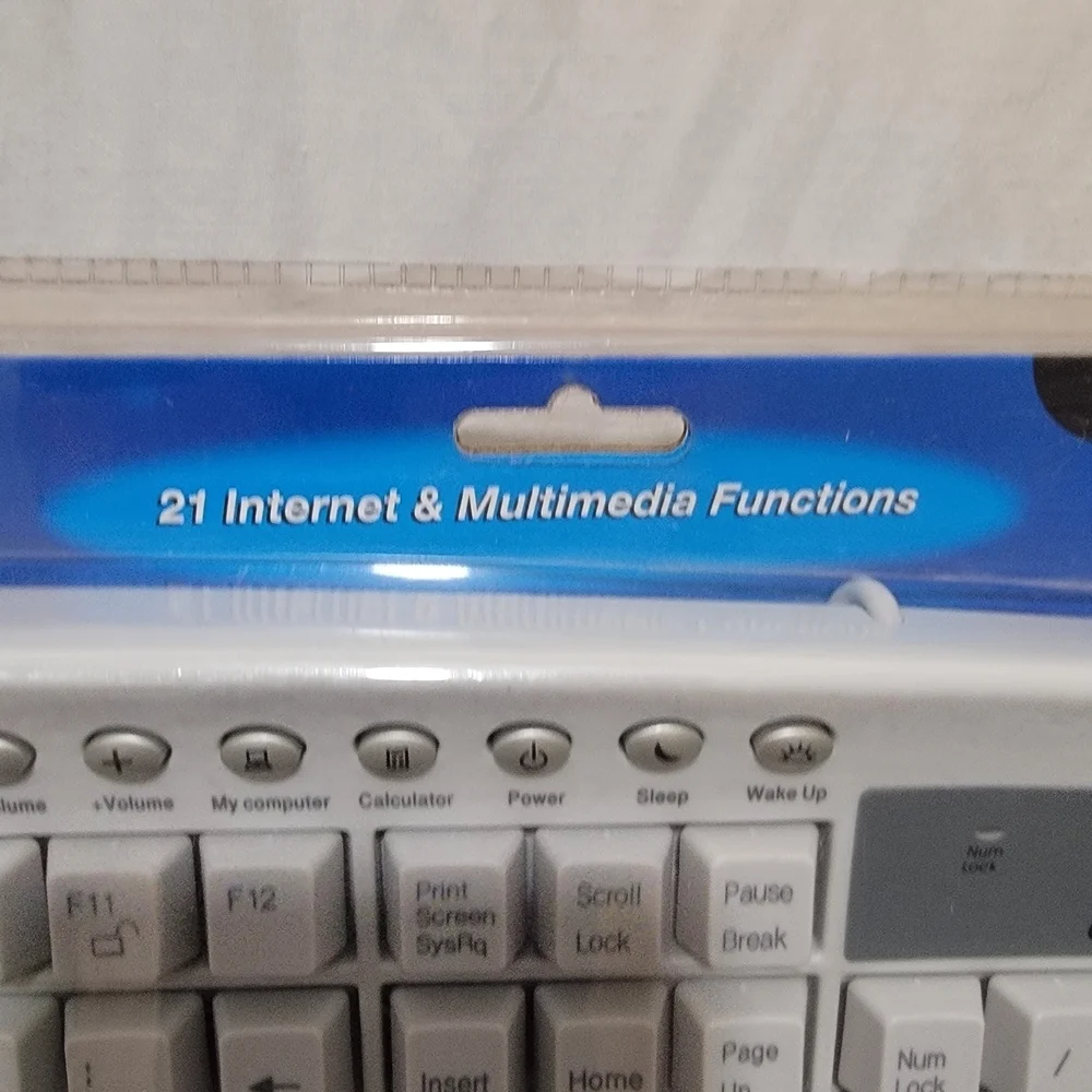 Direct Access Internet Multimedia Keyboard - White